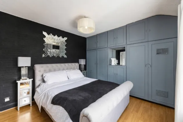 Photo of 16 Saint Joseph's Square, Clontarf, Dublin 3, D03 K237