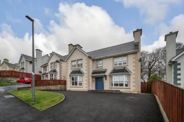 Photo of 27 The Fairways, Letterkenny, Co. Donegal, F92DE7R