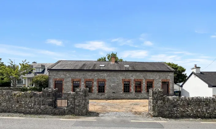 Photo of Old School House, Feighquin, Quin, Co Clare, V95 A2V0