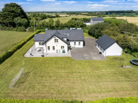 Photo of Bellwood House, Bellew, Rathfeigh, Tara, Co Meath, C15PYW5