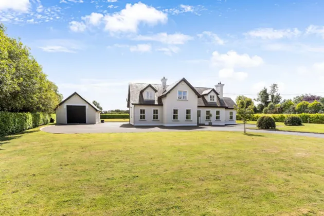 Photo of Bellwood House, Bellew, Rathfeigh, Tara, Co Meath, C15PYW5