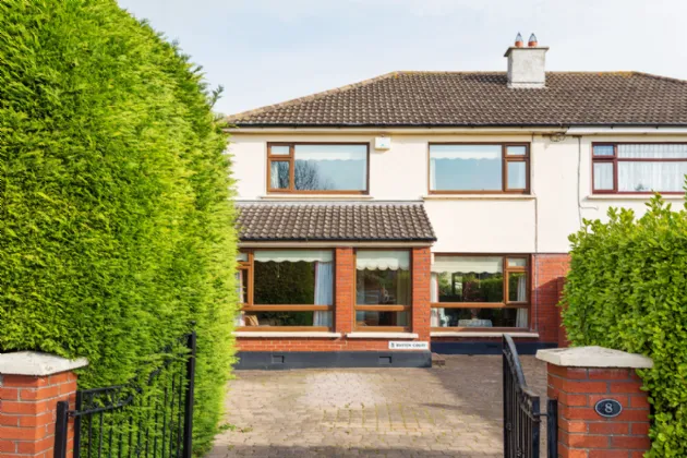 Photo of 8 Barton Court, Barton Road East, Churchtown, Dublin 14, D14 K2V1