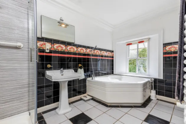 Photo of Pinehurst, Park, Wexford Town, Y35W8H4