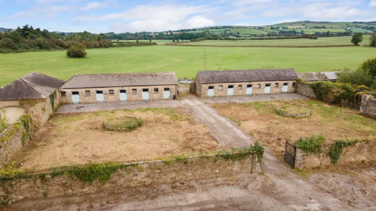 Photo of Ballyneale House, Ballingarry, Co. Limerick, V94 E729