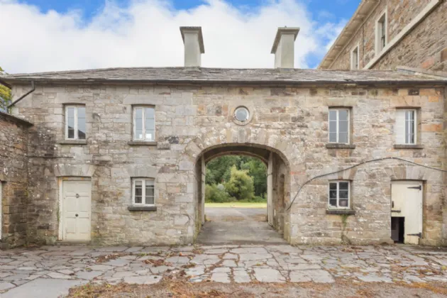 Photo of Ballyneale House, Ballingarry, Co. Limerick, V94 E729