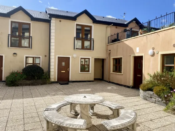 Photo of 10 Clifden Court, Clifden, Co Galway, H71 NY67