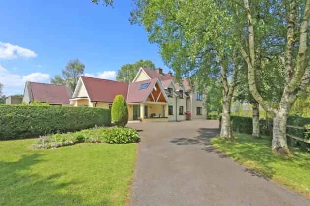 Photo of Faheen Cottage, Knockanes, Patrickswell, Co Limerick, V94X264