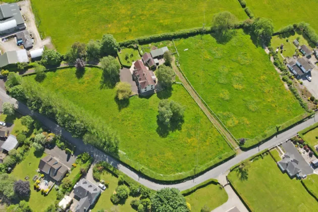 Photo of Faheen Cottage, Knockanes, Patrickswell, Co Limerick, V94X264