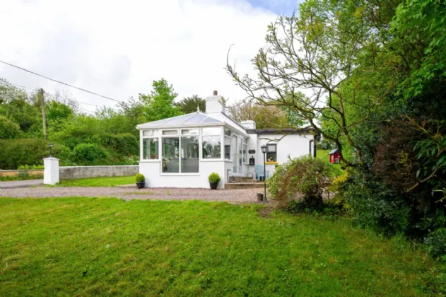 Photo of Molly's Cottage, Laght, Rathcoole, Co Cork, P51YD0P