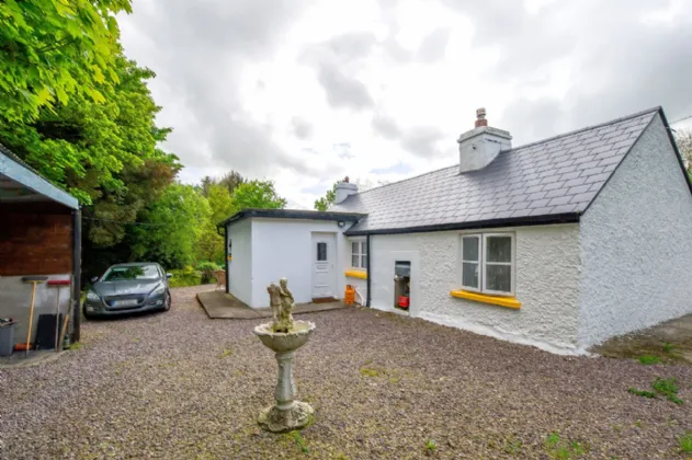 Photo of Molly's Cottage, Laght, Rathcoole, Co Cork, P51YD0P