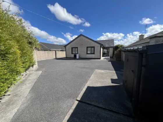 Photo of 12 Manor Village, Westport Road, Castlebar, Co. Mayo, F23 D890