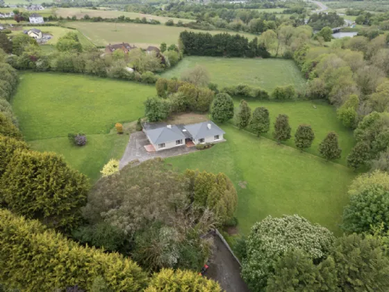 Photo of Clonkeen House, Castleview, Inchinashingane, Macroom, Co Cork, P12TW31