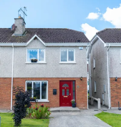 Photo of 4 Bridgetown Cresent, Castlemartyr, Co. Cork., P25TW71