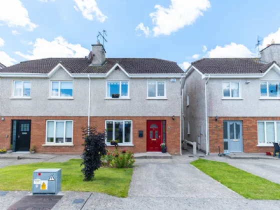 Photo of 4 Bridgetown Cresent, Castlemartyr, Co. Cork., P25TW71