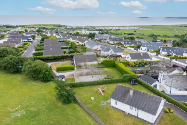 Photo of 54 Summerdale Lawn, Youghal, Co. Cork., P36X640