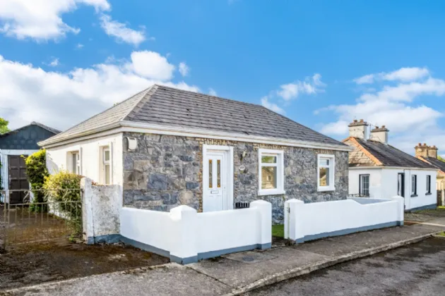 Photo of Aoife's Cottage, St. Brigid's Road, Portumna, Co. Galway, H53 EC93