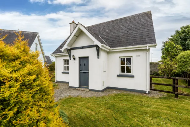 Photo of 4 Beechfields, Fethard, Co. Wexford, Y34 WV10