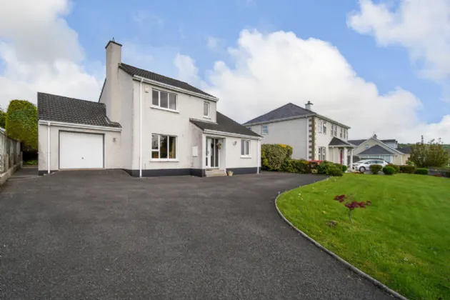 Photo of 27 Orchard Grove, Letterkenny, Co. Donegal, F92YV5D