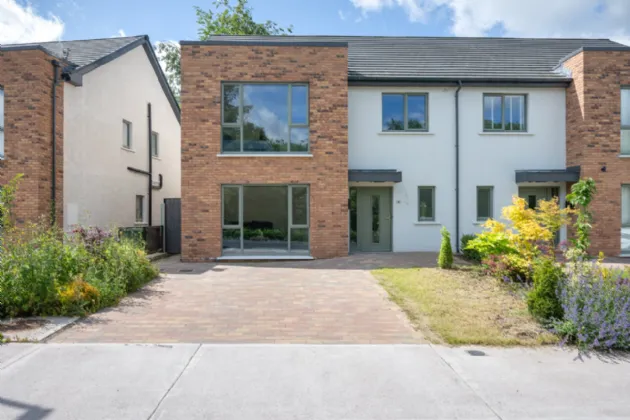 Photo of 7 Arlington, Kerry Pike, Co. Cork, T23FW7X