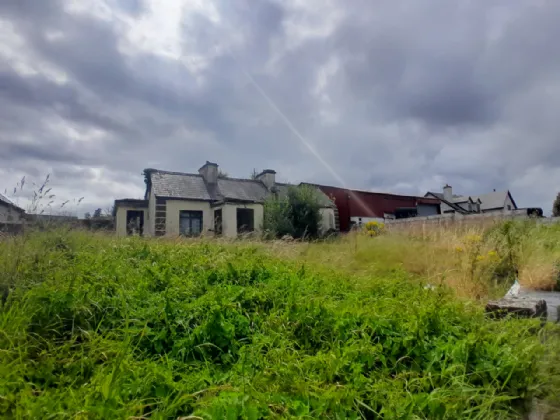 Photo of Ballina Road, Swinford, Co Mayo, F12T289