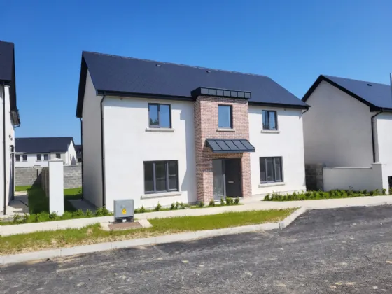 Photo of 33 Scholar's Way, Ballynagee, Clonard, Wexford Town