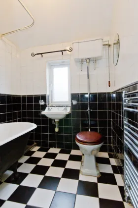 Photo of 37 Galtymore Park, Drimnagh, Dublin 12, D12 NH98