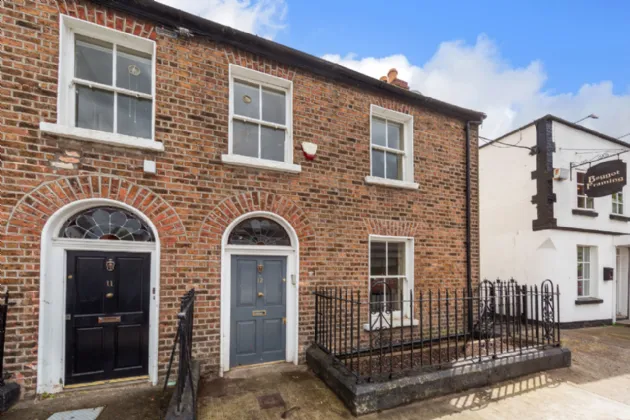 Photo of 12 Eastmoreland Place, Dublin 4, D04 FR13