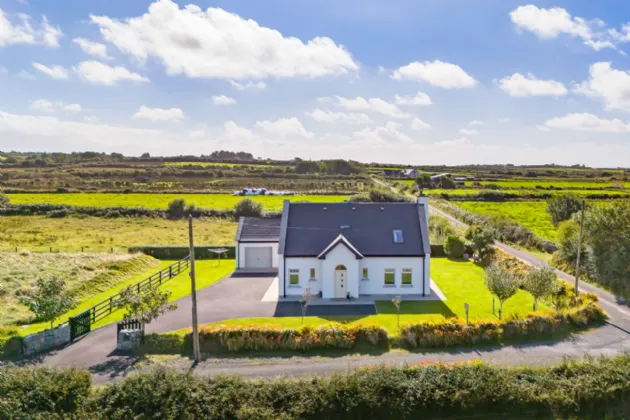 Photo of Kilsadar Cottage, Breagwy, Ballinfull, Co. Sligo, F91 X0K6