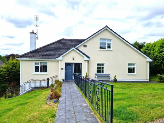 Photo of 10 Meadow Park, Swinford, Co. Mayo, F12 WV09