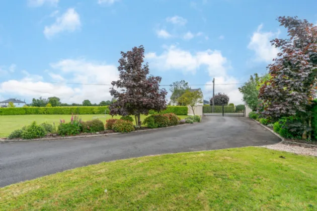 Photo of Lowtown Lane, Cloney, Athy, Co. Kildare, R14 V085