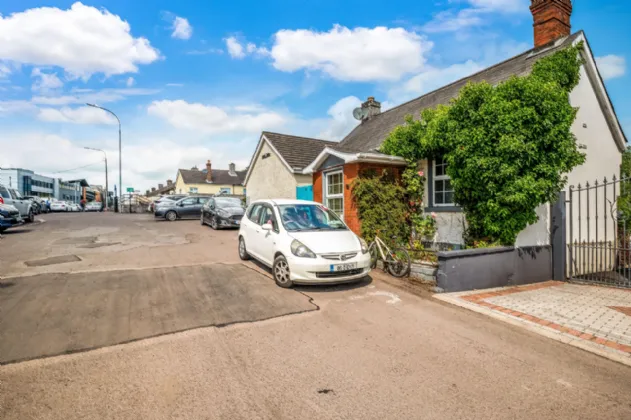 Photo of Sandymount, Abbey Road, Navan, Co Meath, C15 V6X5