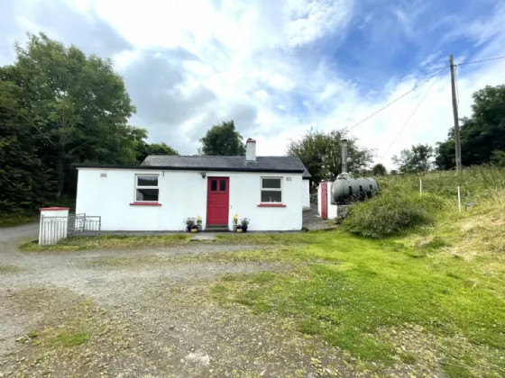 Photo of Cushin Cottage, Cushin, Sheeaun, Westport, Co Mayo, F28 YX46