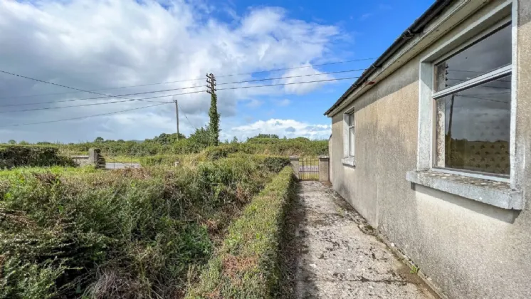 Photo of Clinstown Road, Freshford, Co. Kilkenny, R95 P8X5