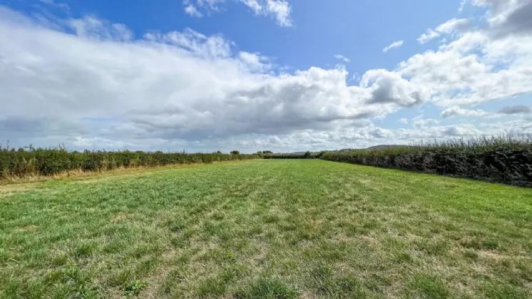 Photo of Clinstown Road, Freshford, Co. Kilkenny, R95 P8X5