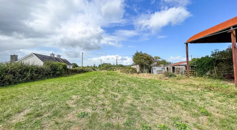 Photo of Clinstown Road, Freshford, Co. Kilkenny, R95 P8X5