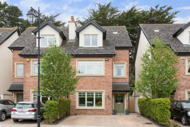 Photo of 8 Inglenook Wood, Glenamuck Road, Carrickmines, Dublin 18, D18 NRK7