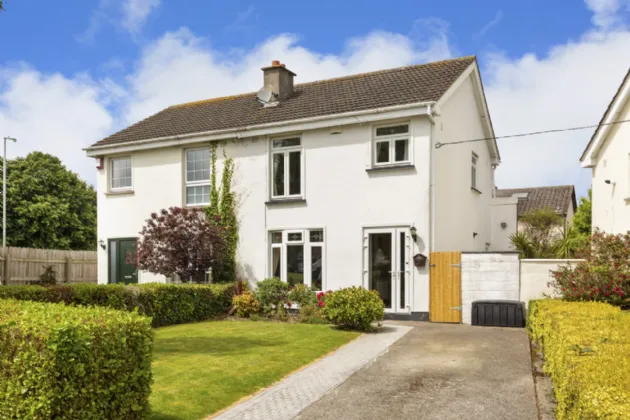 Photo of 4 Llewellyn Close, Rathfarnham, Dublin 16, D16 CK80