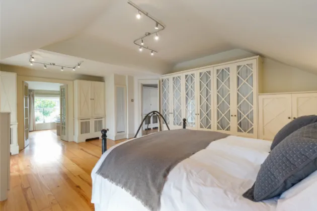 Photo of Strand Lodge, 5 Strand Road, Sandymount, Dublin 4, D04 X461