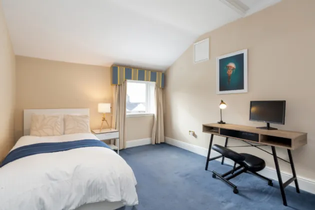 Photo of Strand Lodge, 5 Strand Road, Sandymount, Dublin 4, D04 X461