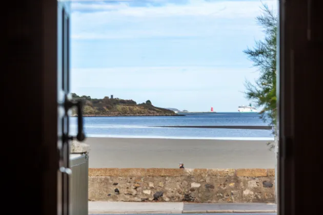 Photo of Strand Lodge, 5 Strand Road, Sandymount, Dublin 4, D04 X461