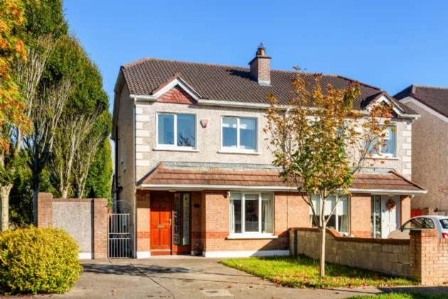 Photo of 1 Bramblefield Walk, Clonee, Dublin 15, D15 R6K8