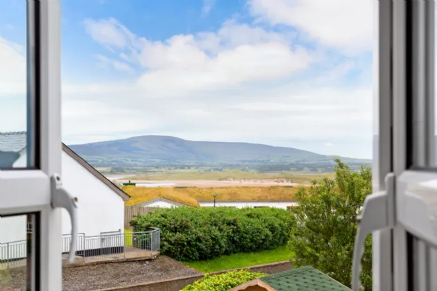 Photo of 5 Knocknarea View, Top Road, Strandhill, Co. Sligo, F91V2X3