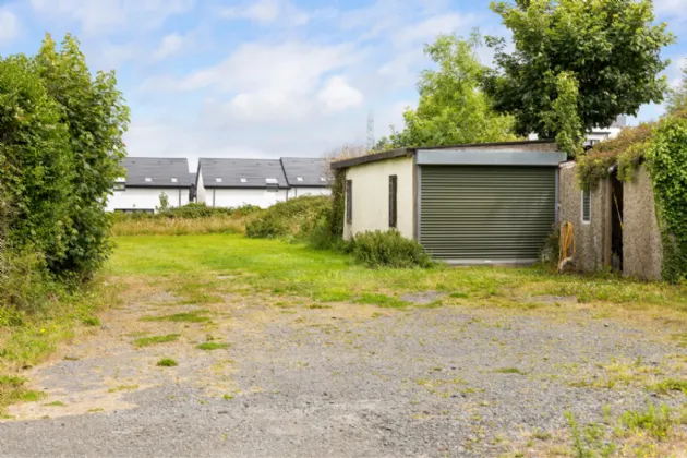 Photo of 183 Golden Ball Cottages, Kilternan, Dublin 18, D18 X838