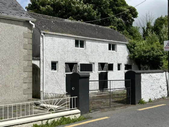 Photo of Mocklershill Stables, Mocklershill, Cashel, Co Tipperary