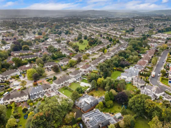 Photo of Woodbine, Owendore Avenue, Rathfarnham, Dublin 14, D14 V2Y0