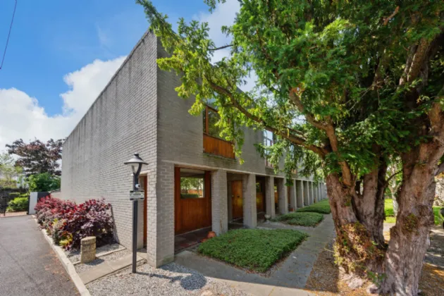 Photo of 1 Herbert Mews, Herbert Road, Dublin 4, D04 N660