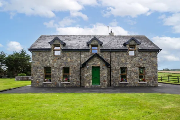 Photo of Stonebridge Farmhouse, Ahacross, Kildorrery, Co. Cork, P67R963