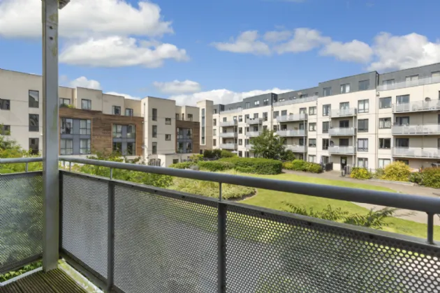 Photo of 28 Compass Court South, Royal Canal Park, Ashtown, Dublin 15., D15 F406