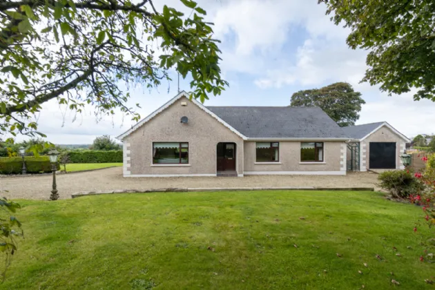 Photo of Hollyville, The Church, Kilmuckridge, Co. Wexford, Y25WC64