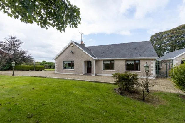 Photo of Hollyville, The Church, Kilmuckridge, Co. Wexford, Y25WC64